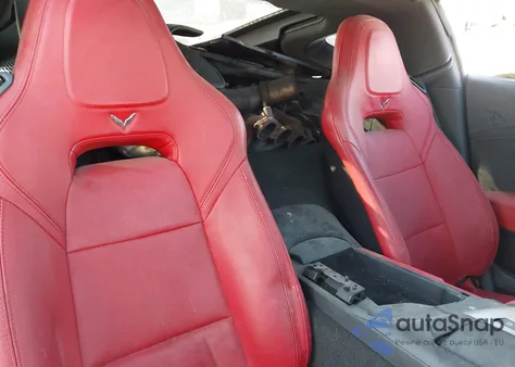 2016 Chevrolet Corvette Stingray Z51 из США, поврежденный, VIN 1G1YH2D76G5117344